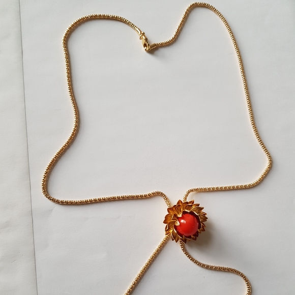 Jewelleries - Picture 2 of 14